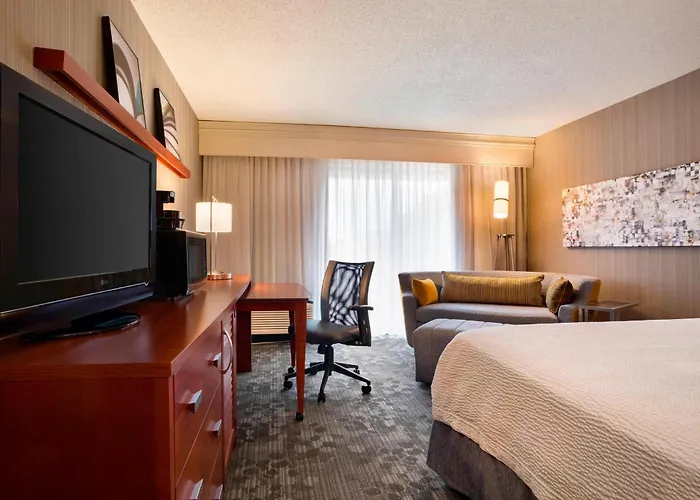 Hotel Courtyard By Marriott