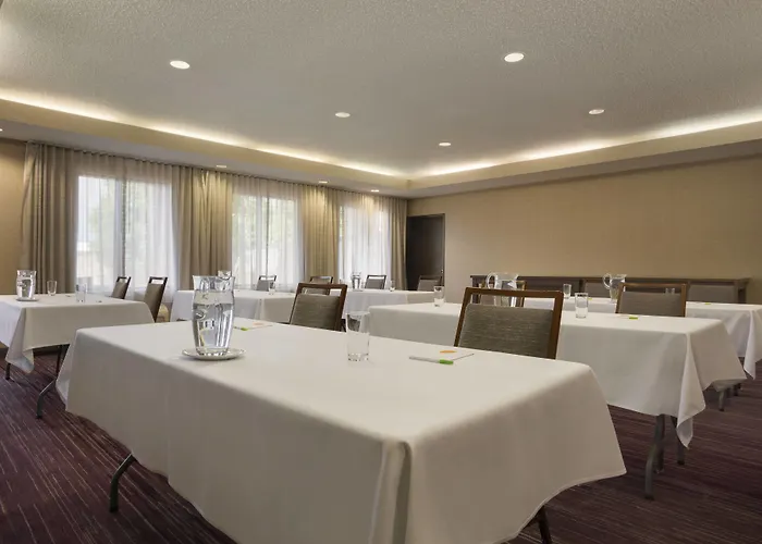 Hotel Courtyard By Marriott 3*