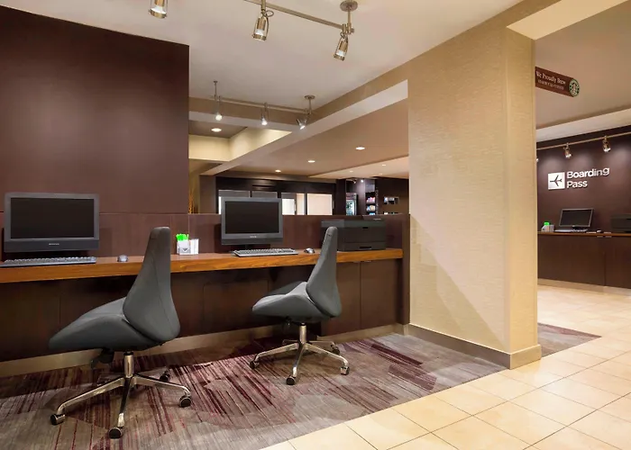 Hotel Courtyard By Marriott 3*