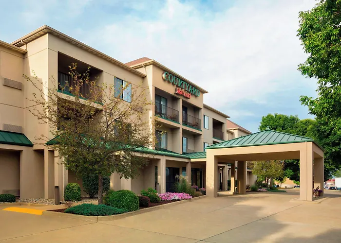 Hotel Courtyard By Marriott Champaign