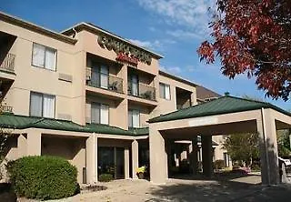 Courtyard By Marriott Champaign