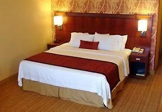 Hotel Courtyard By Marriott Champaign